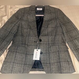 UNTUCKit Women’s Checkered Blazer in Black and White